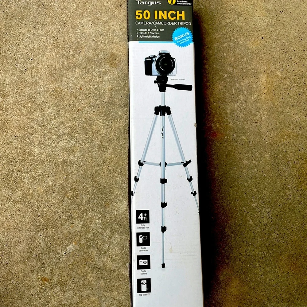 Targus 50” Tripod New in Box